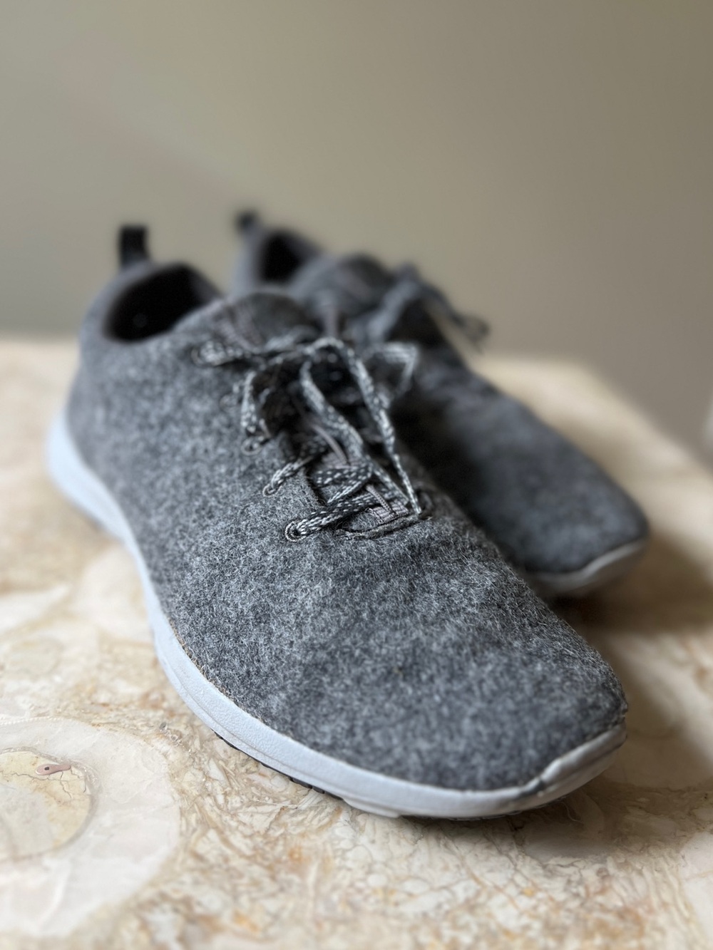 L.L. Bean Women's Ash Gray Wool Lace-Up Sneakers with Red Interior - Picture 6 of 15